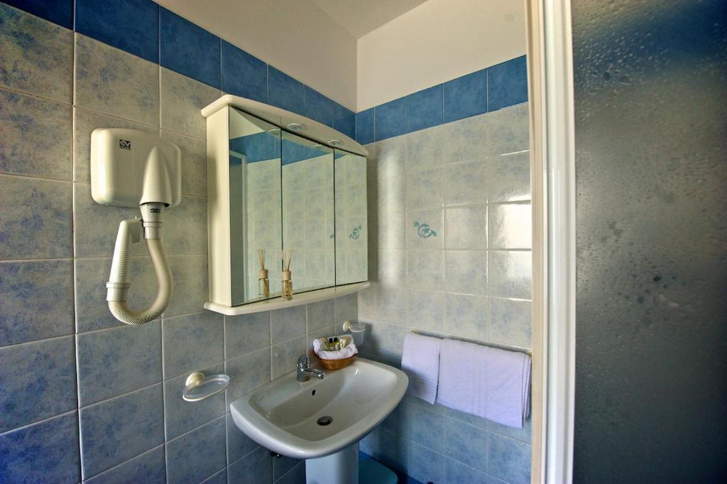 Hotel La Bussola Muggia Phòng bức ảnh