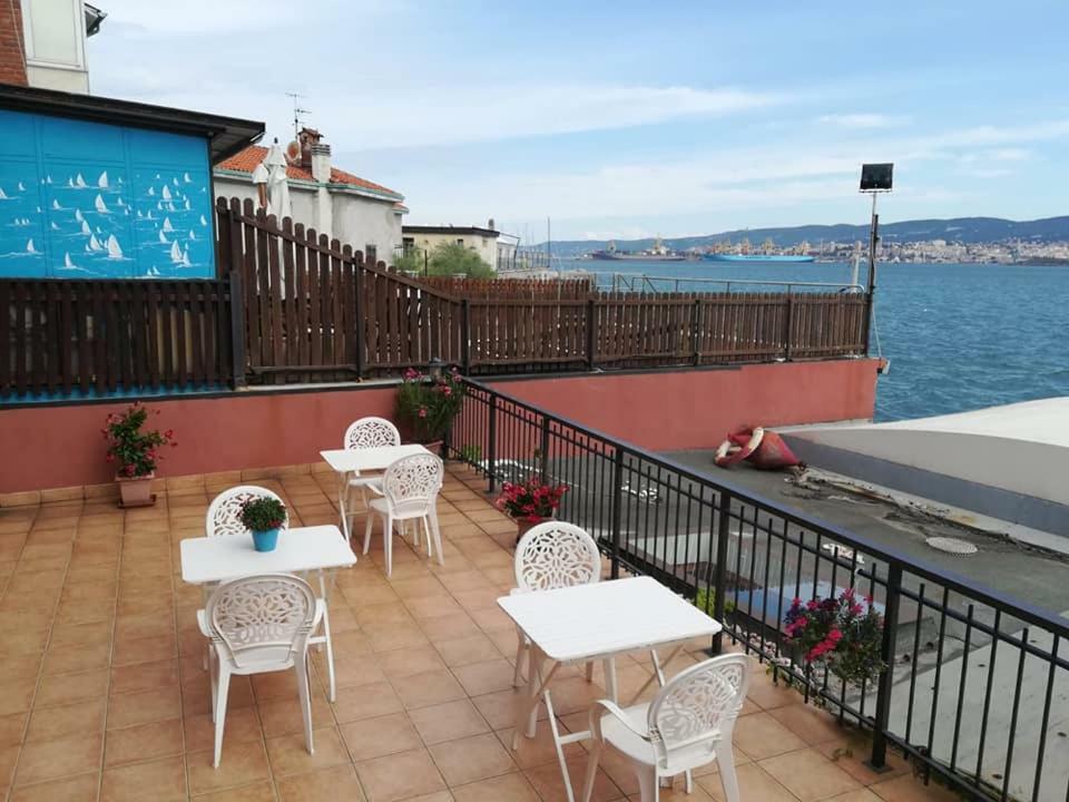 Hotel La Bussola Muggia Ngoại thất bức ảnh